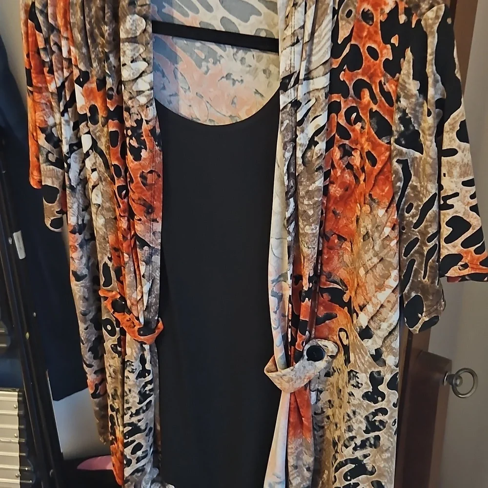 Blouse - Picture 2 of 6
